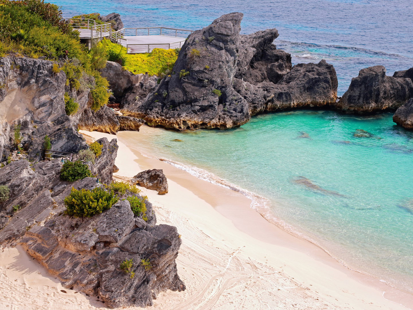 Bermuda is a sailors’ dream filled with hidden bays, secluded islets...